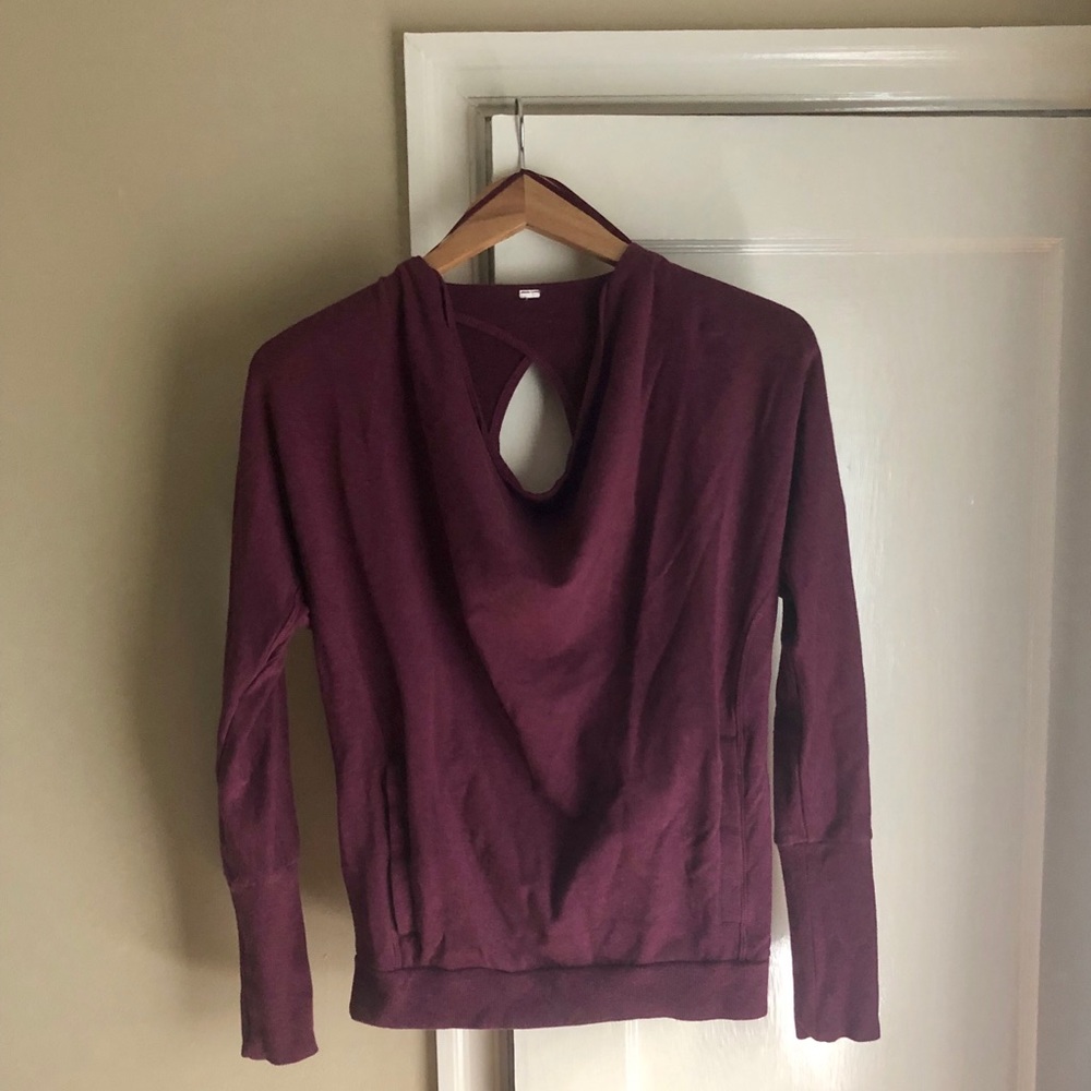 RARE Alo cowl neck pullover